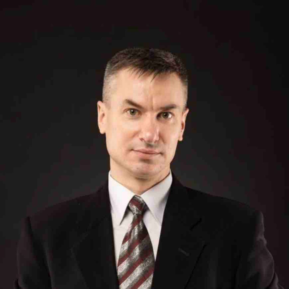 Виктор Литвинов