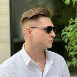 Владислав Малыхин