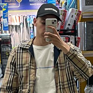 Антон Жуков