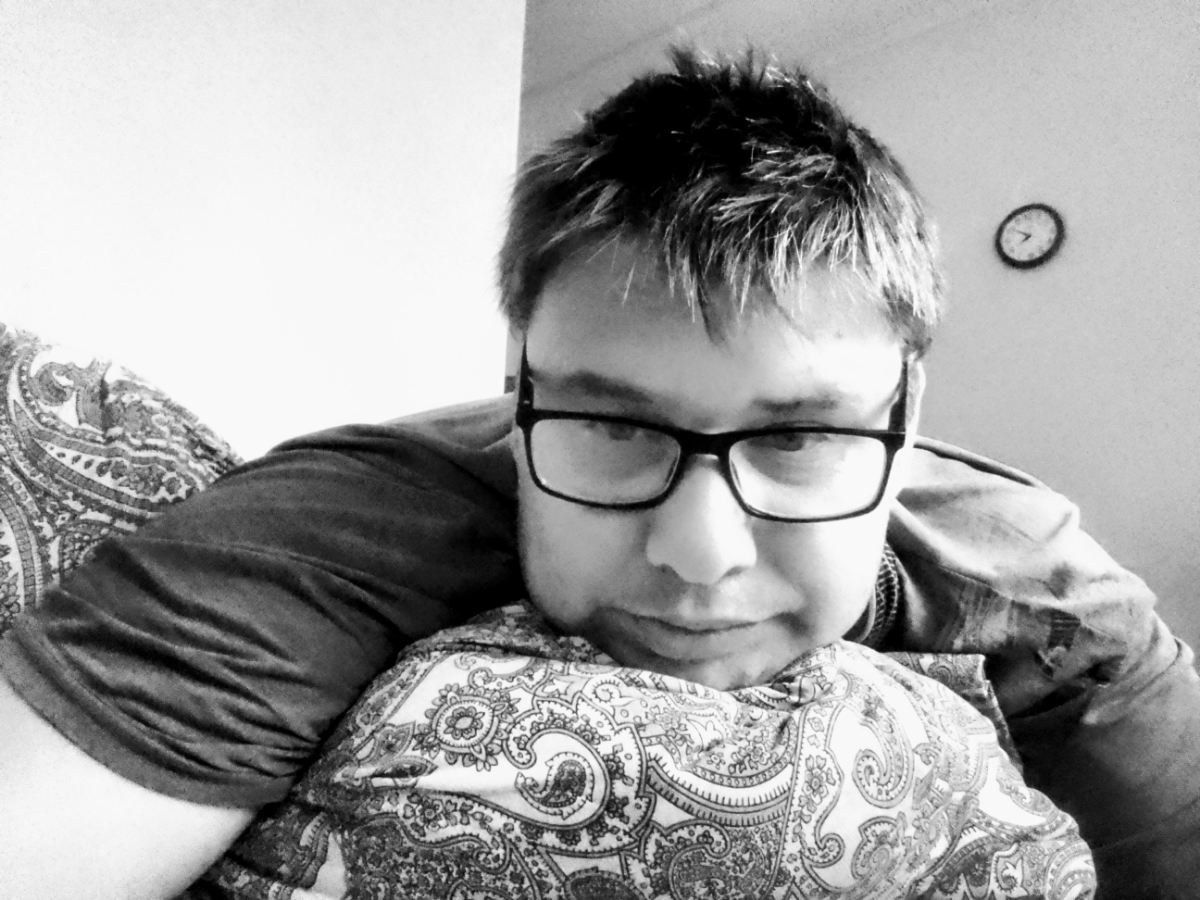Привет всем, Александр. В GamrDev полный ноль надеюсь освоюсь и перейду в новую нишу. | Сетка — социальная сеть от hh.ru