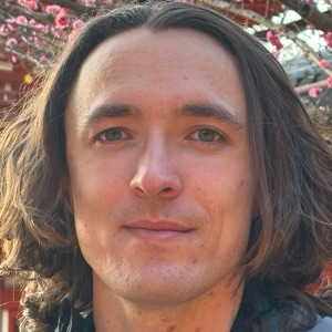 Максим Карпов