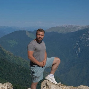 Дмитрий Громов