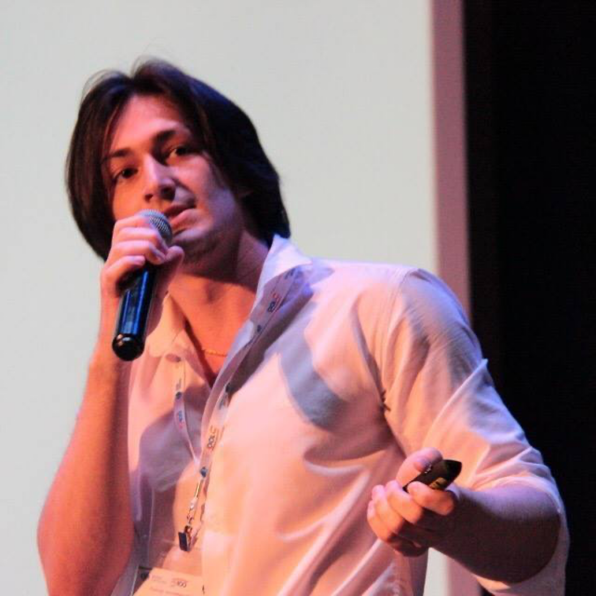 Дэниел Ди | Сетка — социальная сеть от hh.ru