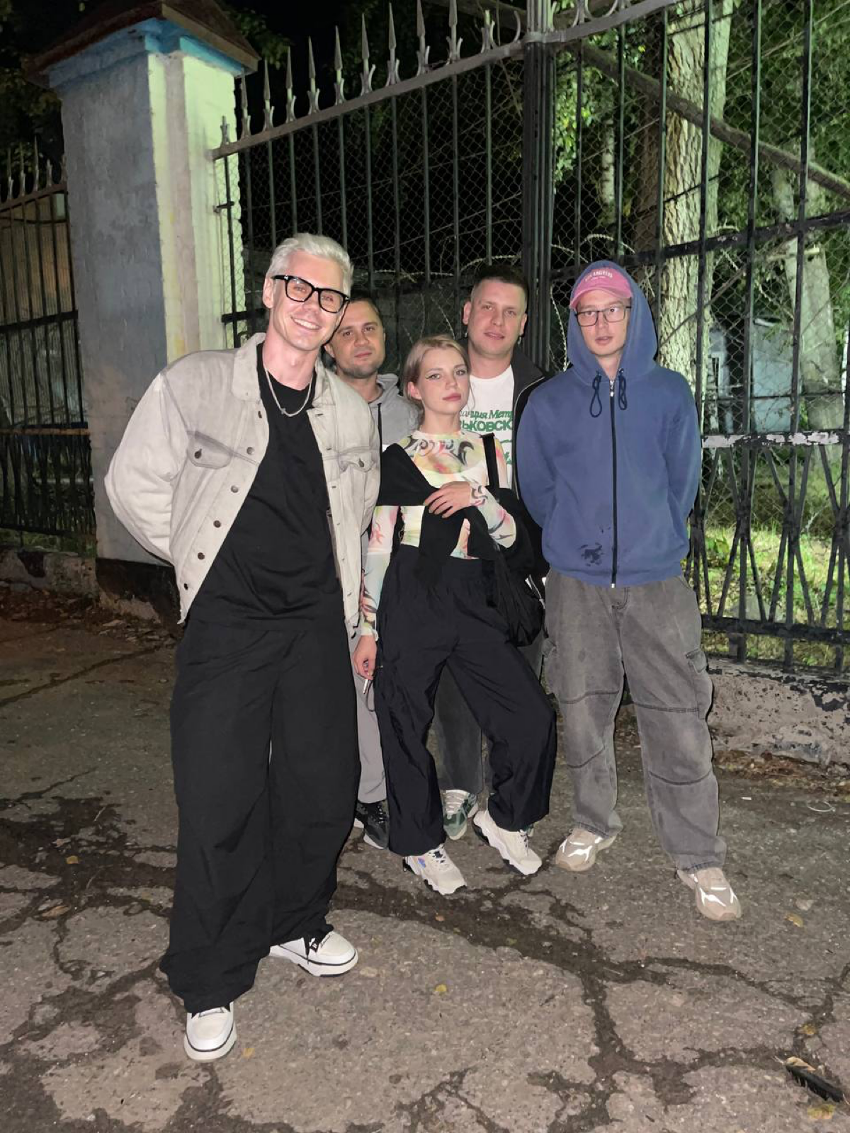 Делали вечеринку в родном городе, самые яркие события.
На видео интереснее, но хз как тут их грузить | Сетка — социальная сеть от hh.ru