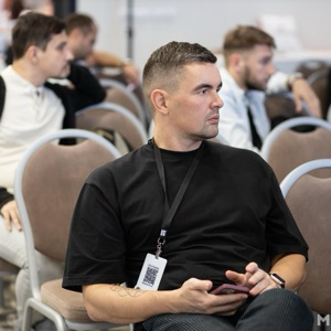 Дамир Хусаинов