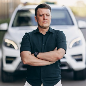 Денис Супрунов