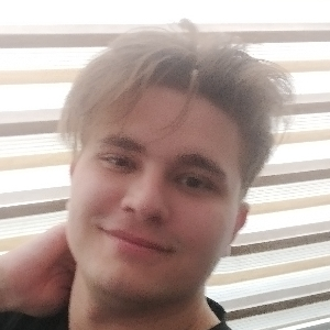Алекс Анарбаев