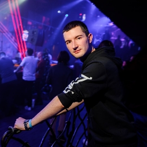 Максим Дмитриев