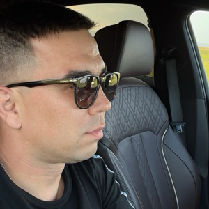 Станислав Романов