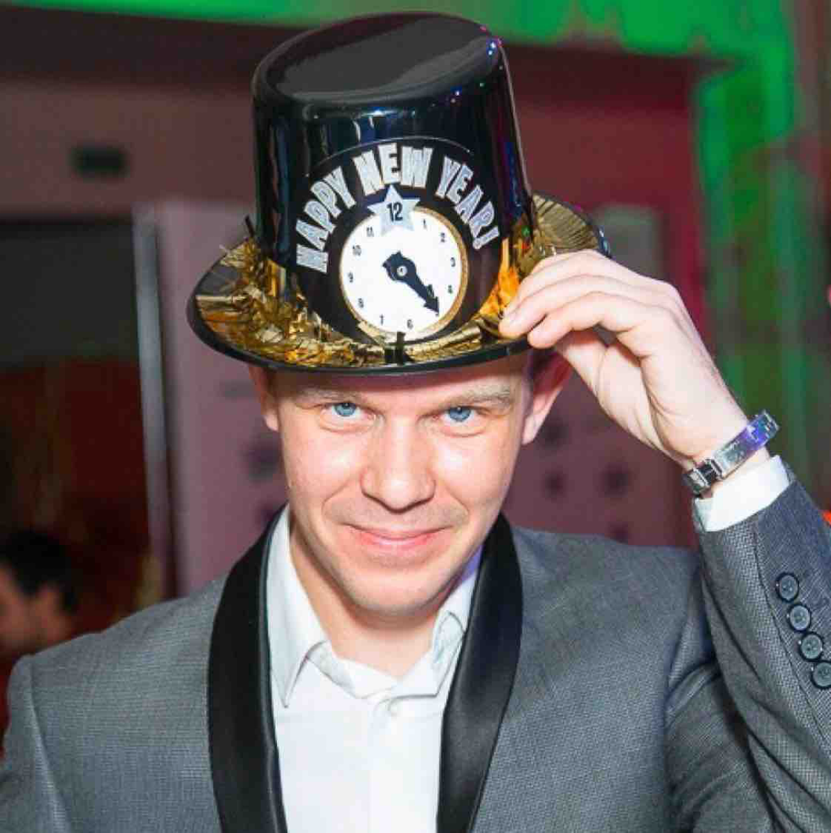 Aнтон Белов | Сетка — социальная сеть от hh.ru