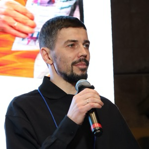 Петр Агарышев