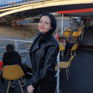 София Ленева