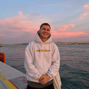 Никита Манаков | Сетка — социальная сеть от hh.ru