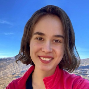 Анна Небуко