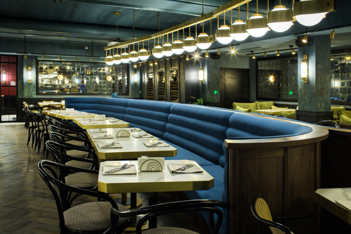 Привет!
Меня зовут Дмитрий, я генеральный менеджер в ARKA Hotel by Ginza Project. За 12 лет в индустрии гостеприимства прошел путь от беллмэна до генерального менеджера | Сетка — социальная сеть от hh.ru
