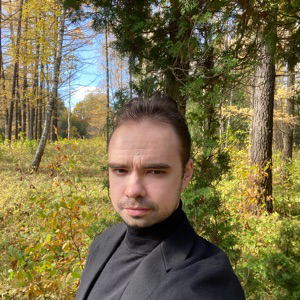 Дмитрий Устинов