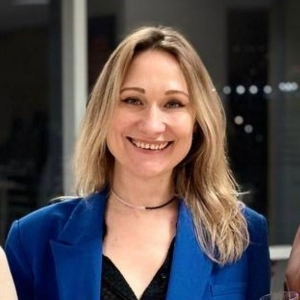 Анна Иванова | Сетка — социальная сеть от hh.ru