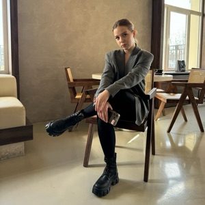 Влада Збарская