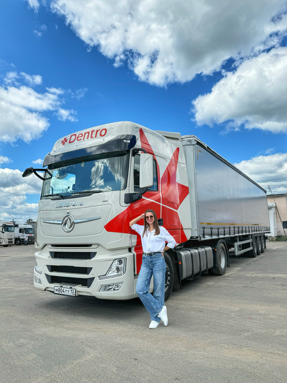 #постзнакомство
Всем причастным к транспорту и не только - передаю привет😉
Меня зовут Альбина Дронова, являюсь коммерческим директором транспортной компании Dentro, одной из крупнейших ТК в стране | Сетка — социальная сеть от hh.ru