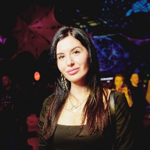 Ася Елизарова | Сетка — социальная сеть от hh.ru