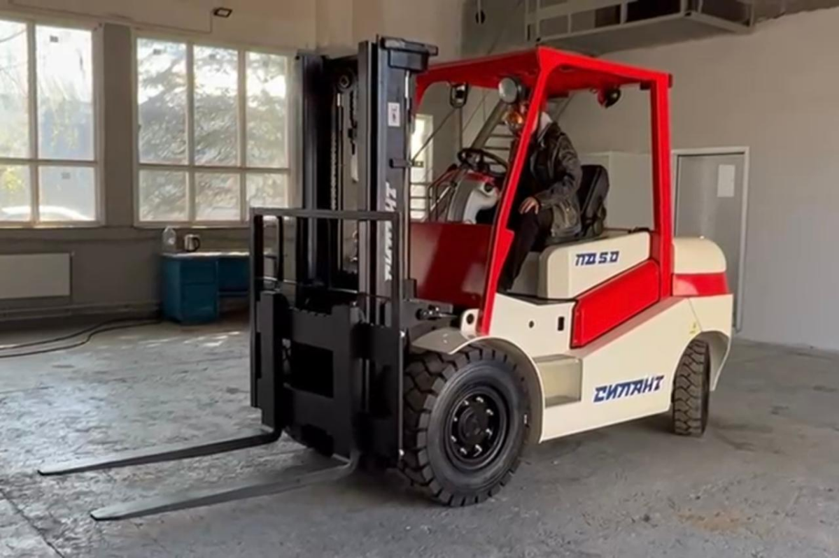 Есть 5тонный дизельный  патриотичный, крассавец :) | Сетка — социальная сеть от hh.ru