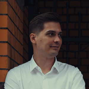 Денис Васильев