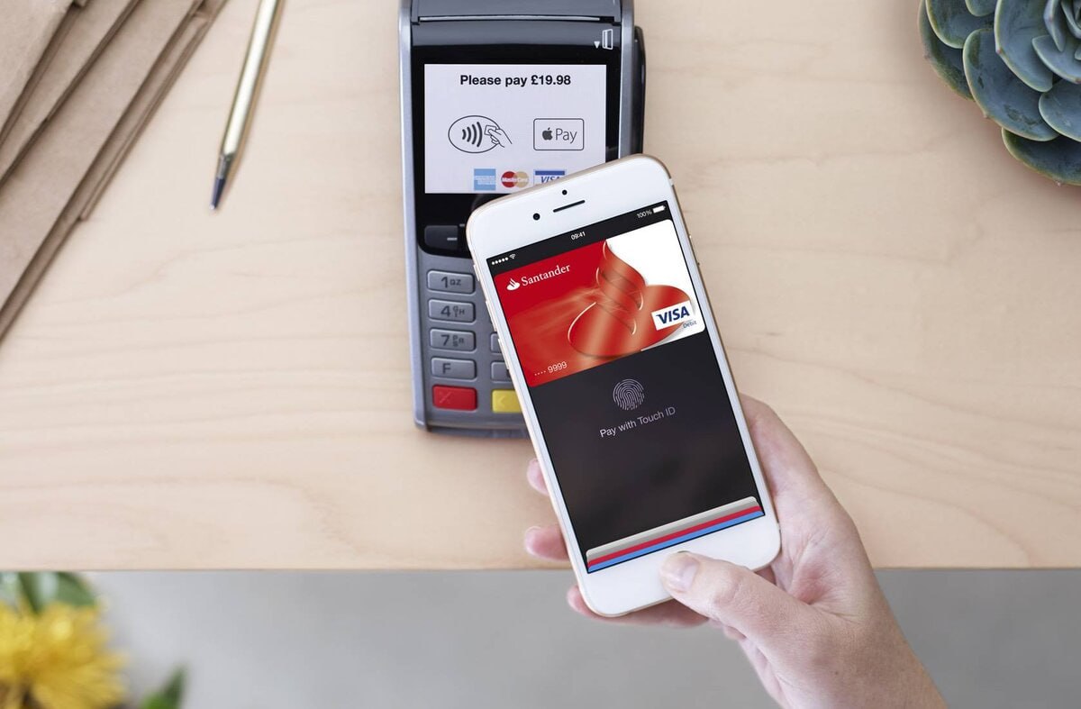 Apple Pay возвращается в Россию? Что принесет iOS 18.1
Скоро владельцы iPhone смогут использовать альтернативные платежные системы 🎉 (Но это не точно) | Сетка — социальная сеть от hh.ru