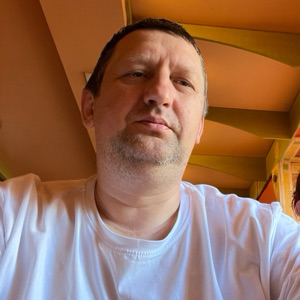 Александр Листратенков