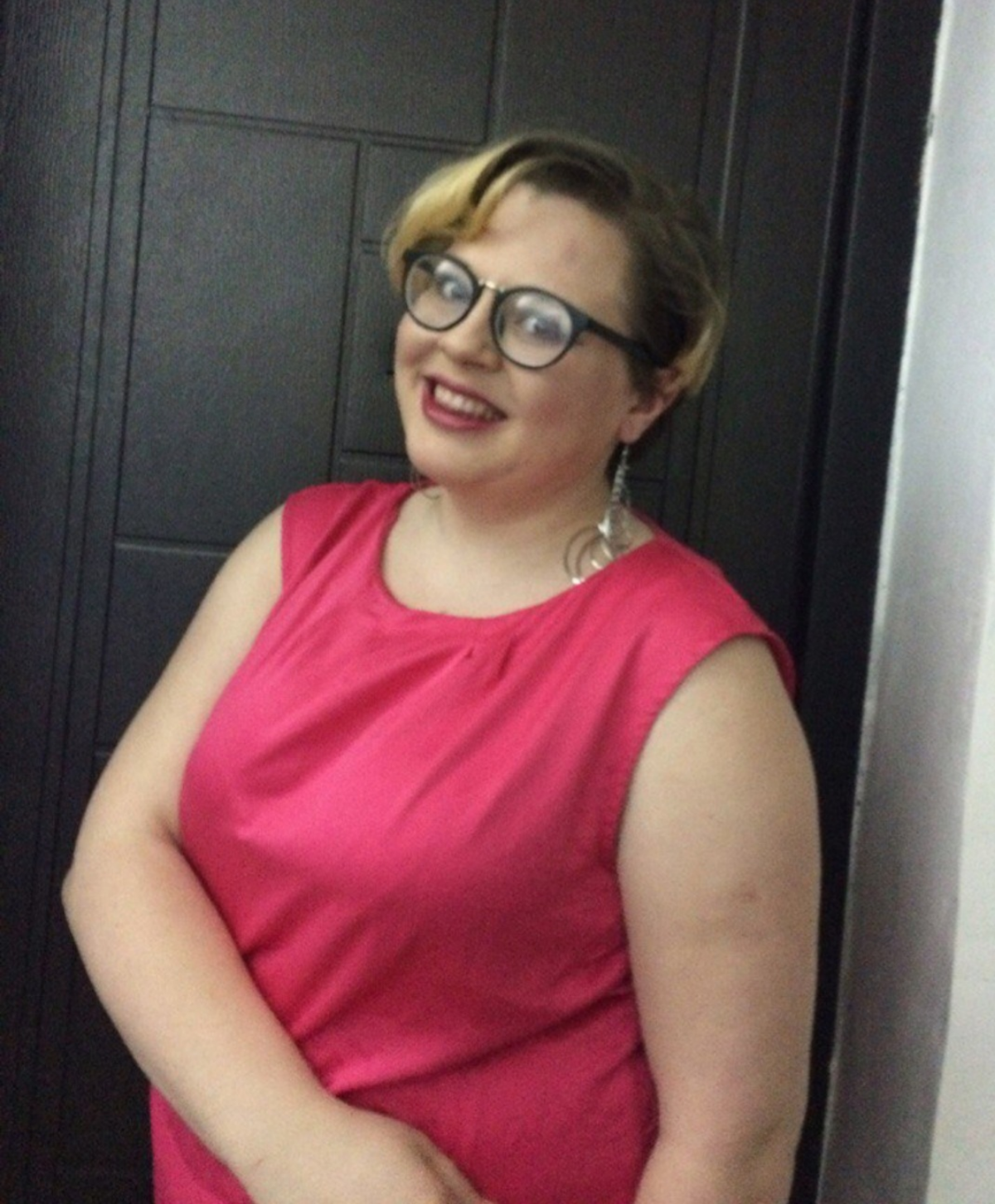 Всем привет!
Давайте знакомиться🌸
Меня зовут Ксения, я из Москвы ,и я помагаю  подбирать  домашний персонал. Шла я к этому долго и не сказать , что путь был мой лёгок | Сетка — социальная сеть от hh.ru