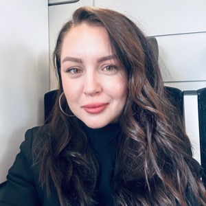 Александра Захарова | Сетка — социальная сеть от hh.ru