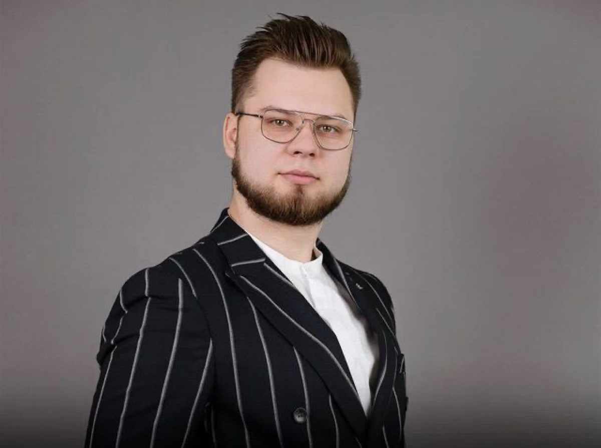 Артем Щедривый