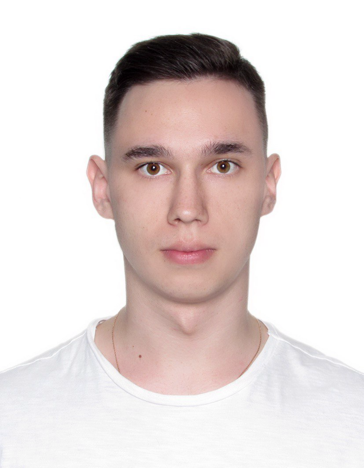 Андрей Попов