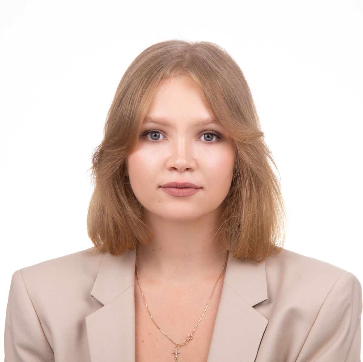 Ксения Ухова | Сетка — социальная сеть от hh.ru