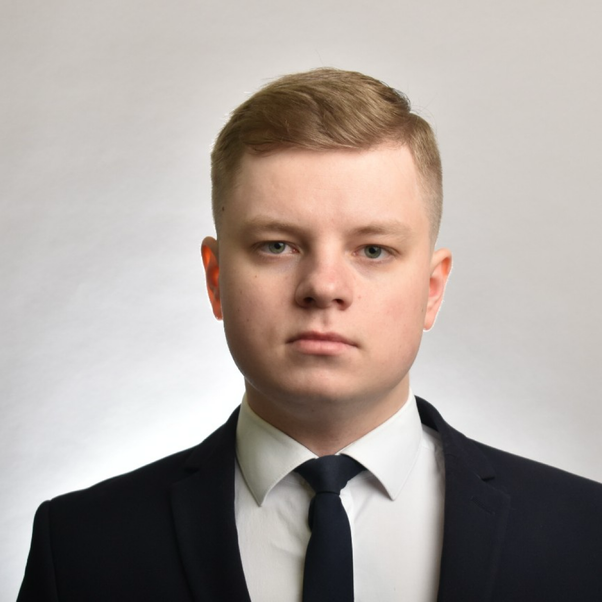 Даниил Фролов