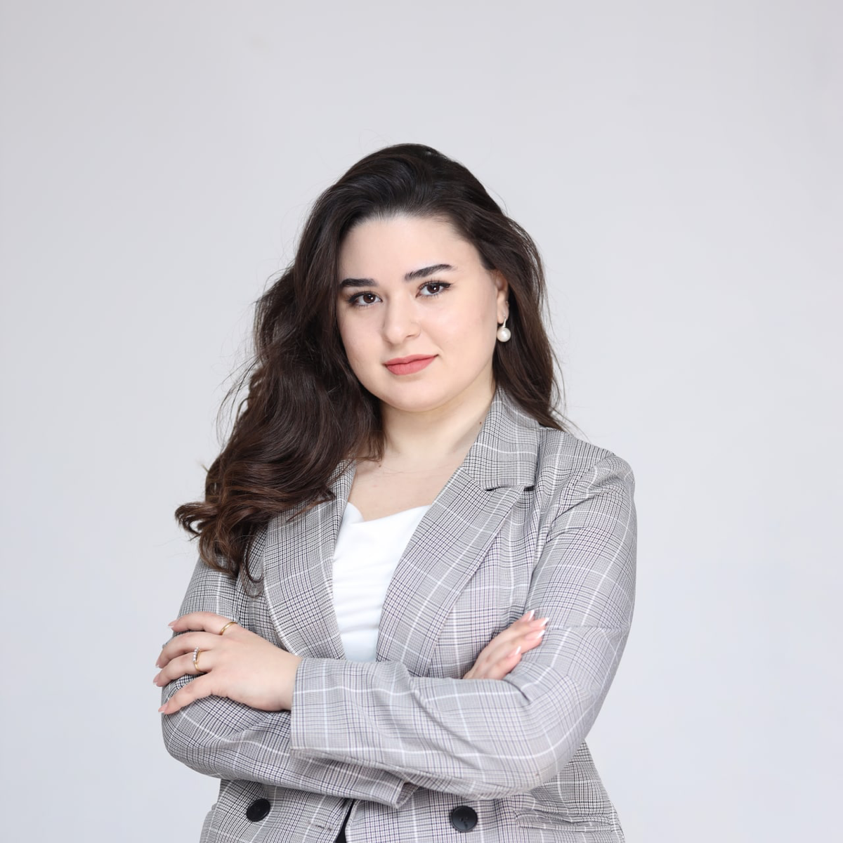 Эмилия Шахназарян | Сетка — социальная сеть от hh.ru