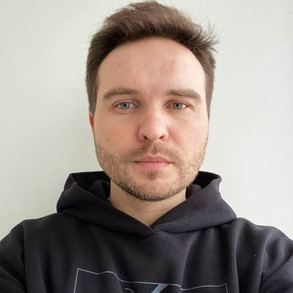 Максим Кононенко