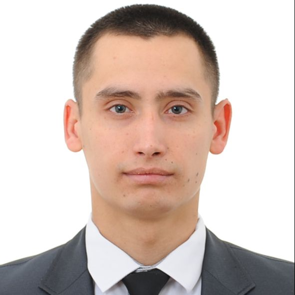 Максим Артемьев