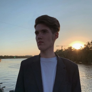 Дмитрий Хохлов
