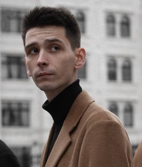 Юрий Иванов