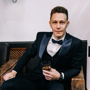 Андрей Мартынов