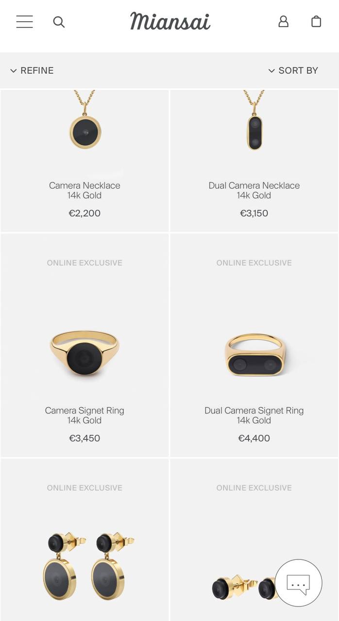 Минутка ювелирного сюра 💍 🌟 
Ювелирный бренд Miansai выпустил коллекцию украшений с использованием настоящих симкарт и камер от iPhone
Выглядит футуристично, я б купила | Сетка — социальная сеть от hh.ru