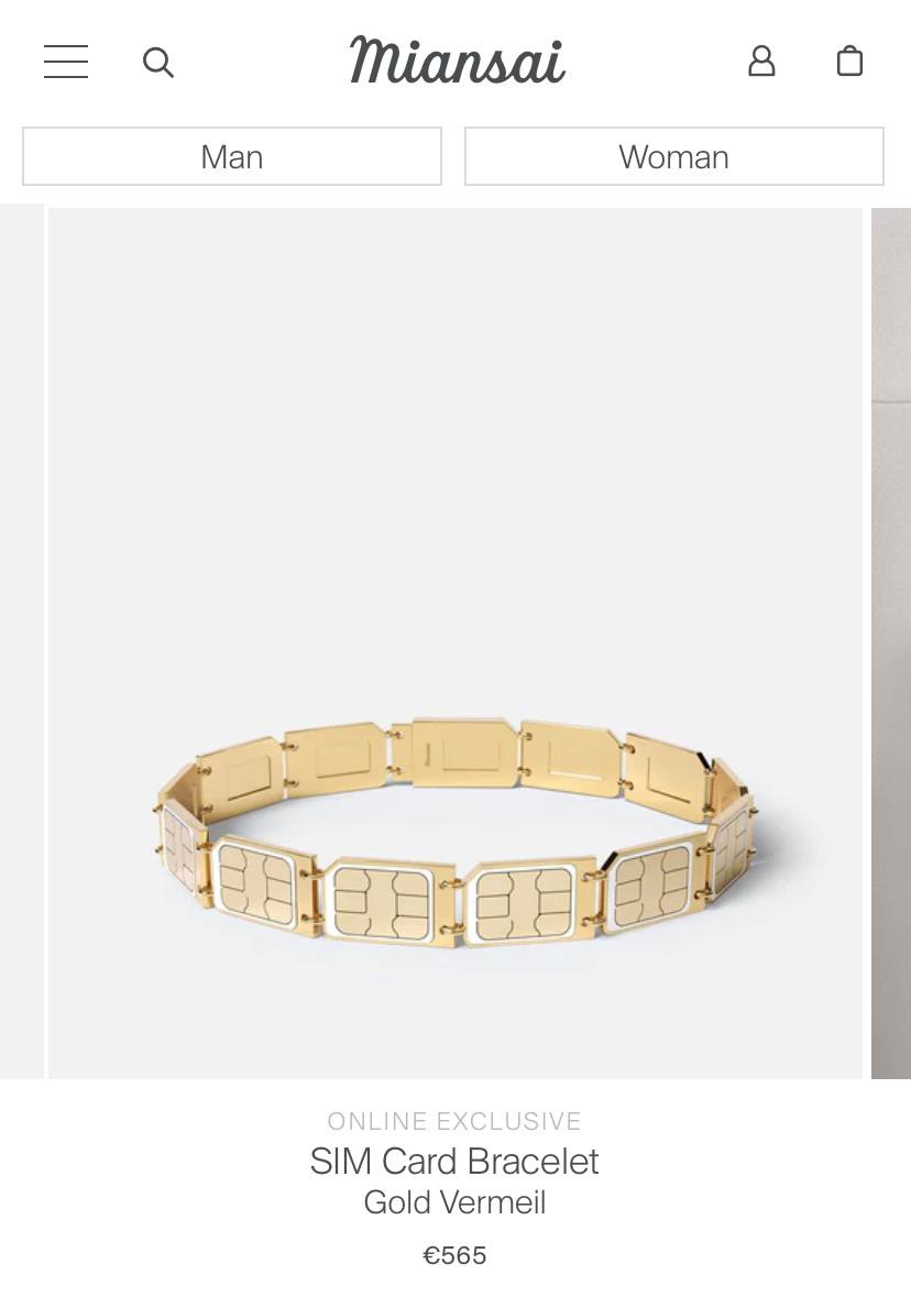 Минутка ювелирного сюра 💍 🌟 
Ювелирный бренд Miansai выпустил коллекцию украшений с использованием настоящих симкарт и камер от iPhone
Выглядит футуристично, я б купила | Сетка — социальная сеть от hh.ru