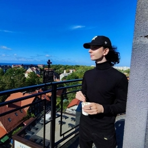 Сергей Хайрединов