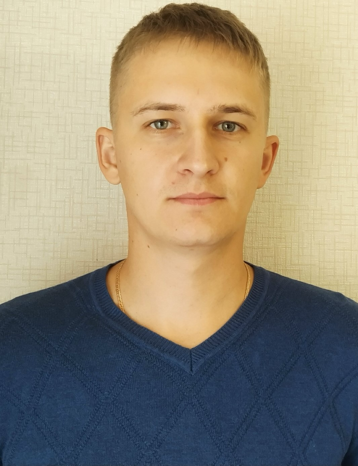 Антон Уколов