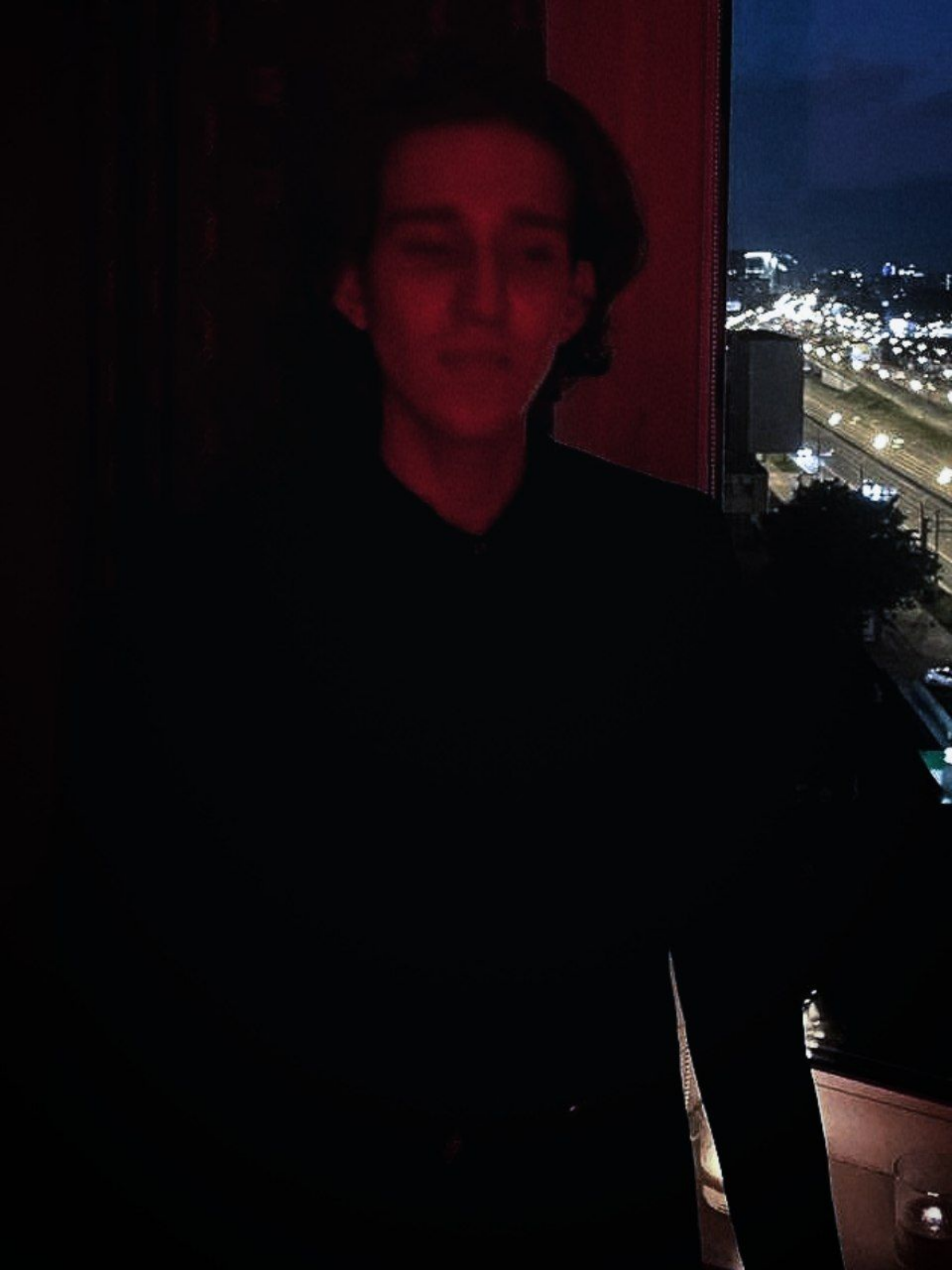 Максим, 24 | темный варлок ISTJ
Я мастер темной магии и хиромантии, обладающий способностью заглядывать за грань видимого, туда, где сокрыты истинные возможности | Сетка — социальная сеть от hh.ru