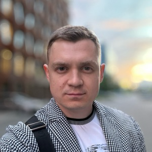 Денис Аникин
