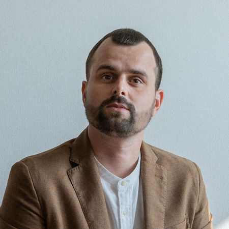 Александр Чхартишвили