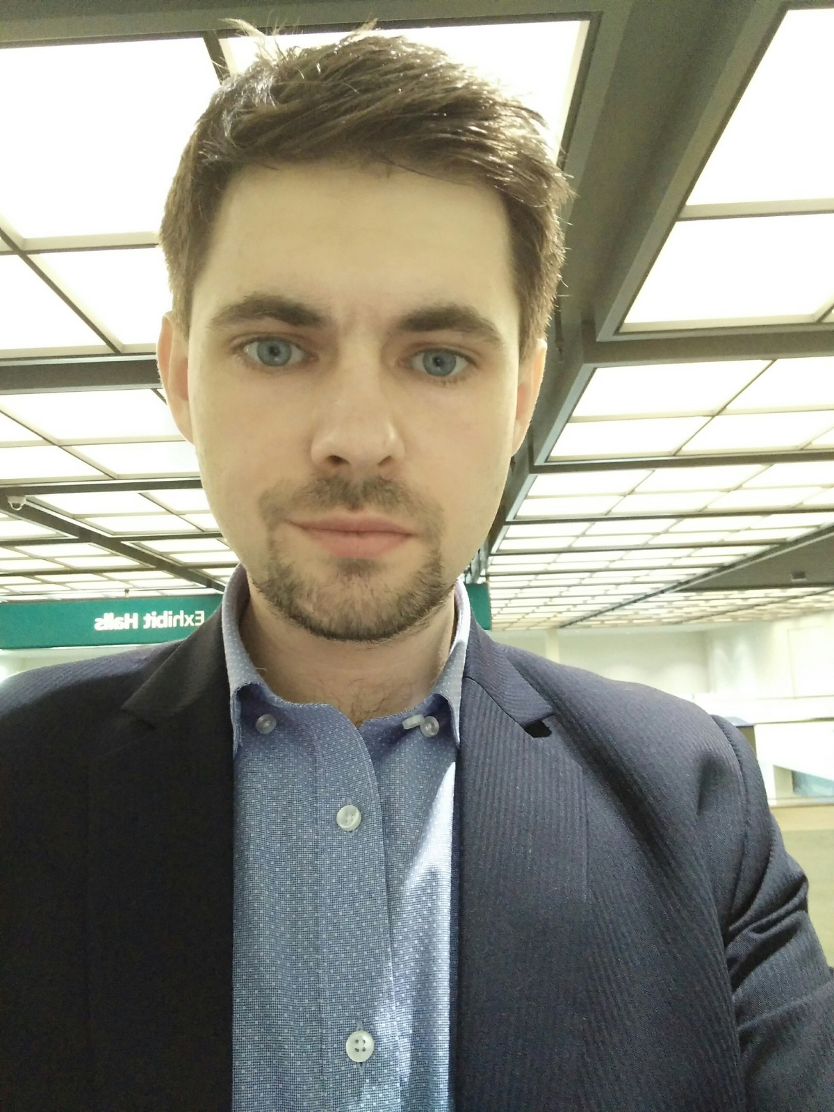 Артем Кувшинов