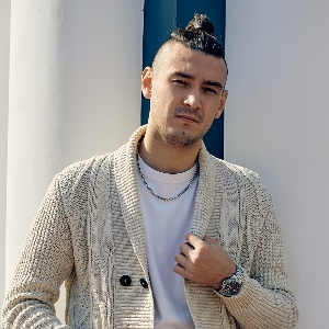 Артем Бадриев | Сетка — социальная сеть от hh.ru