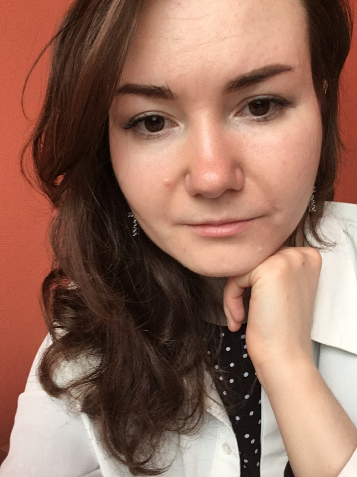 Всем привет 😊
Меня зовут Валерия и я начинающая создательница сайтов | Сетка — социальная сеть от hh.ru